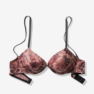 🌸NWT! PINK WEAR EVERYWHERE SUPER PUSH-UP